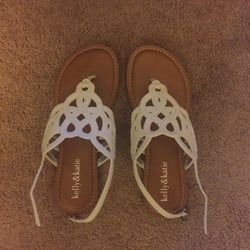 DSW Designer Shoe Warehouse - 16 Photos - Shoe Stores - 198 Maine Mall Rd, South Portland, ME 