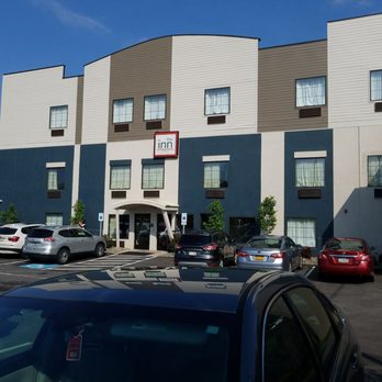The Inn At Monaca Hotels 1525 Old Brodhead Rd Pa Photo Of The Inn At Monaca Pa United States Front