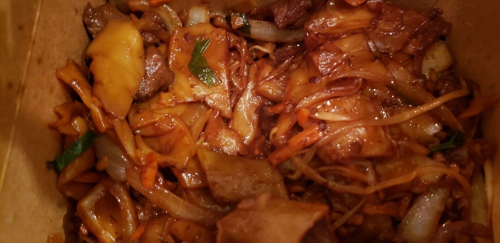 Pau's Asian Kitchen
