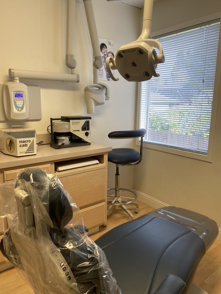 image of business Adriano Bottene, DDS