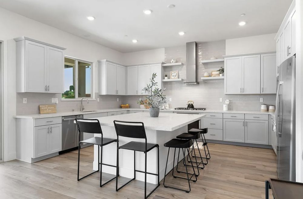 Modern Interior & Staging