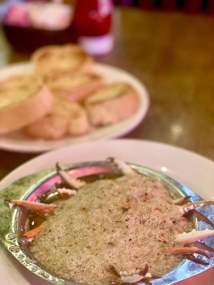 Mandina's Restaurant