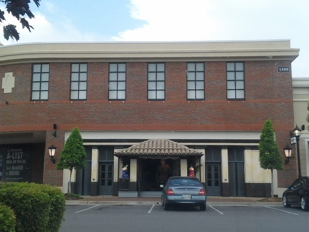 Hollister Department Stores 2615 Medical Center Pkwy, Murfreesboro