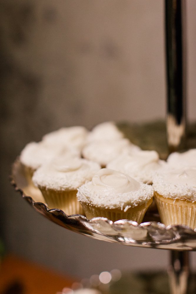 Frosted Cupcakery 934 Photos & 1340 Reviews Bakeries 4817 E 2nd