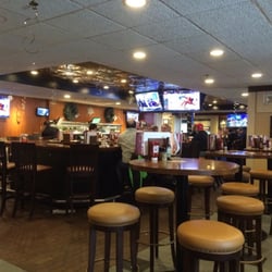 99 Restaurants 25 Reviews Pubs 29 Accord Park Rockland Ma Photo Of 99 Restaurants Rockland Ma United States Screen Tv S And