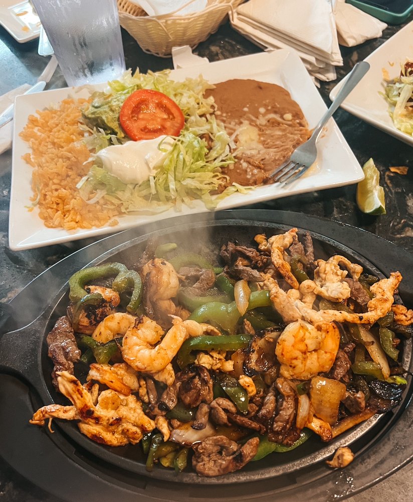 Los Jimadores Mexican Restaurant