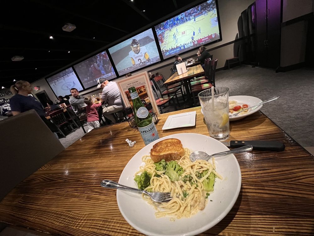 Matty's Sporthouse Grill