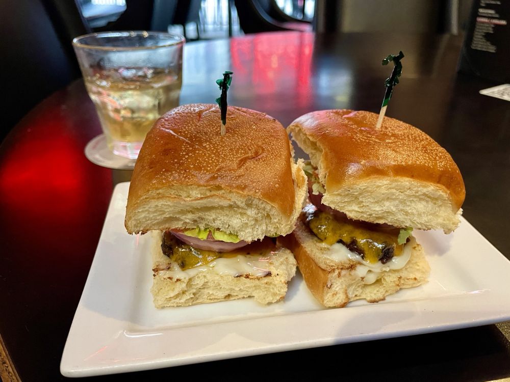 Roxy Burger