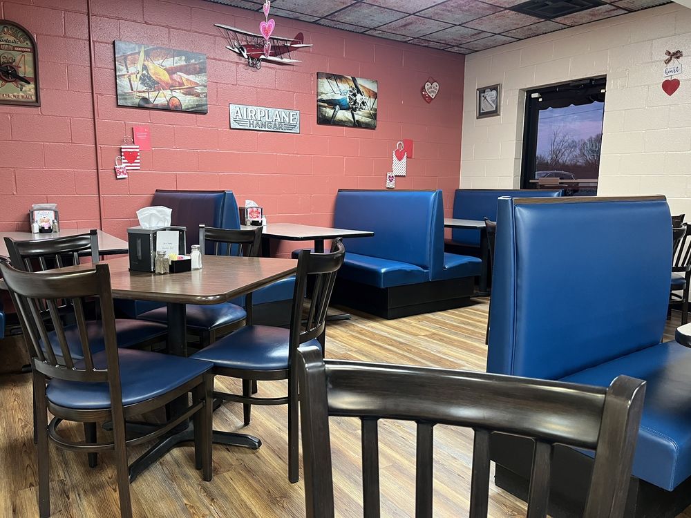 Carolina Crossing Restaurant