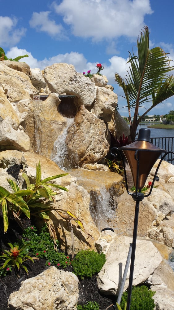 Side View Of A Real Florida Cap Rock Waterfall We Built That Flows Photo Of Universal Landscape Inc West Palm Beach Fl United States