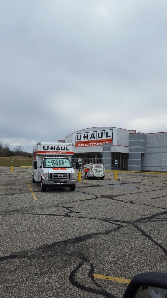 UHaul Moving & Storage of Houghton Lake 10 Photos Self Storage