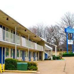 Admiralty Suites And Inn Hotels 8181 Us Highway 51 N Millington Photo Of Admiralty Suites And Inn Millington Tn United States
