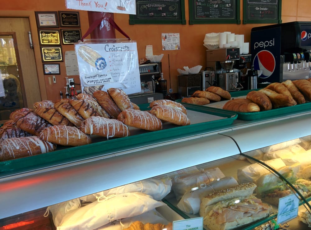 Huron Mountain Bakery 33 Reviews Bakeries 1301 S Front St