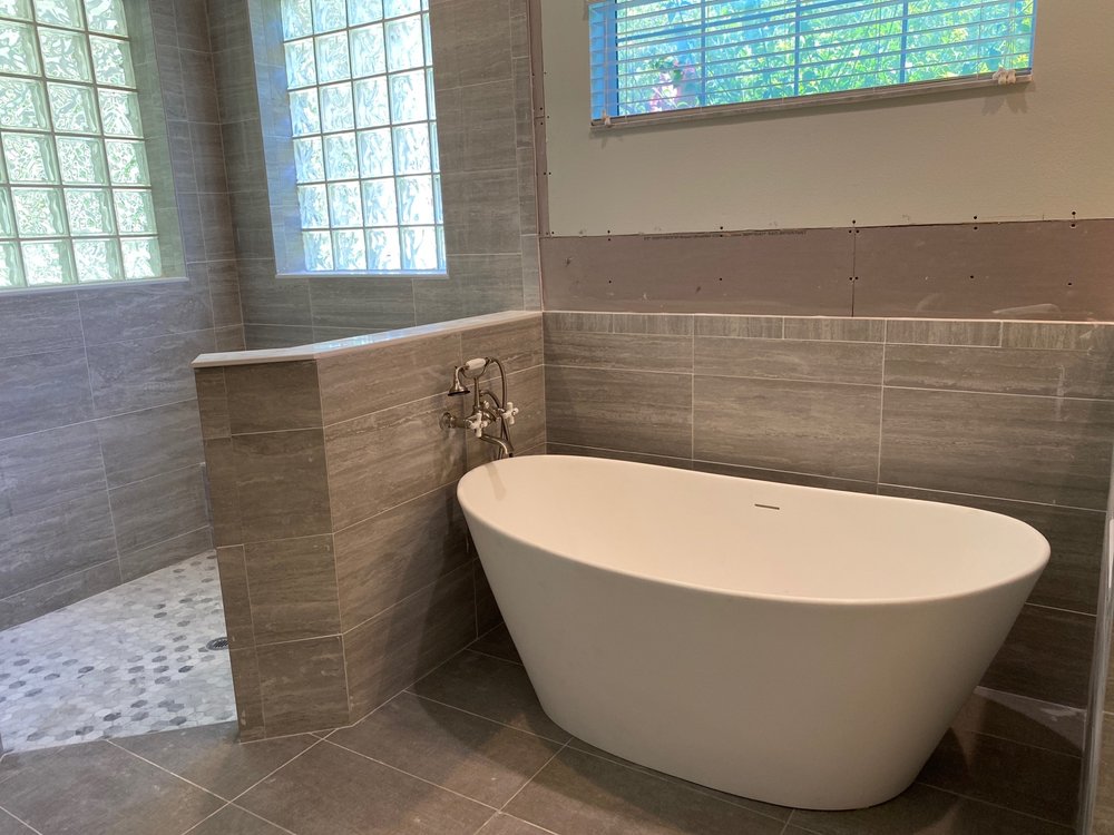 image of business Mark Davis Tile