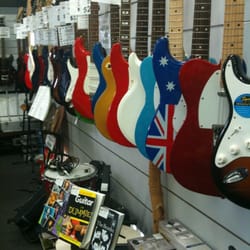Cash Converters S 162 Winton Rd Joondalup Photo Of Cash Converters Joondalup Western Australia Guitar Rack