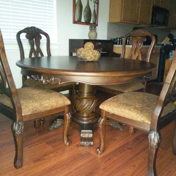 La Sierra Home Furniture 87 Photos 53 Reviews S Photo Of La Sierra Home Furniture Houston Tx United States Pedestal Dining