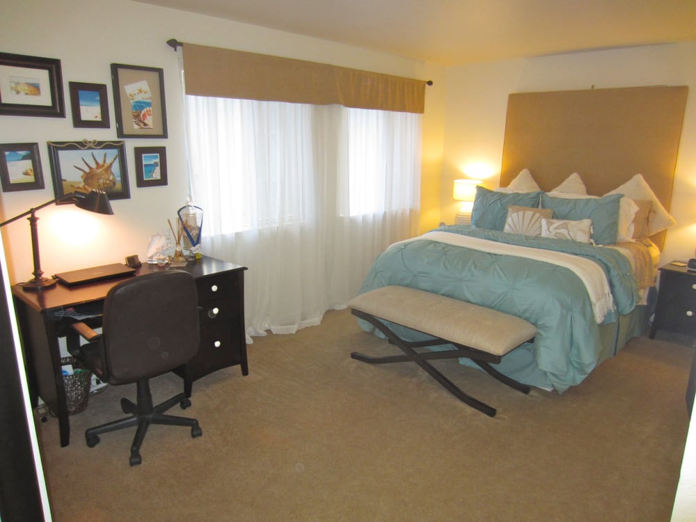 Photos for The Colleges at La Rue Yelp