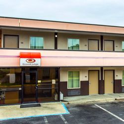 Econo Lodge 24 Photos Hotels 522 South Hughes Blvd B Photo Of Econo Lodge Elizabeth City Nc United States