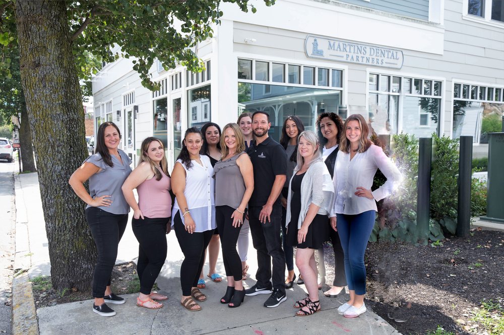 image of business Martins Dental Partners