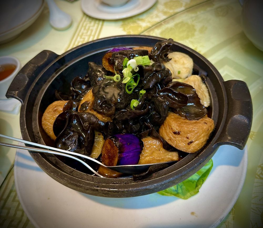 Yan's Garden Chinese Restaurant