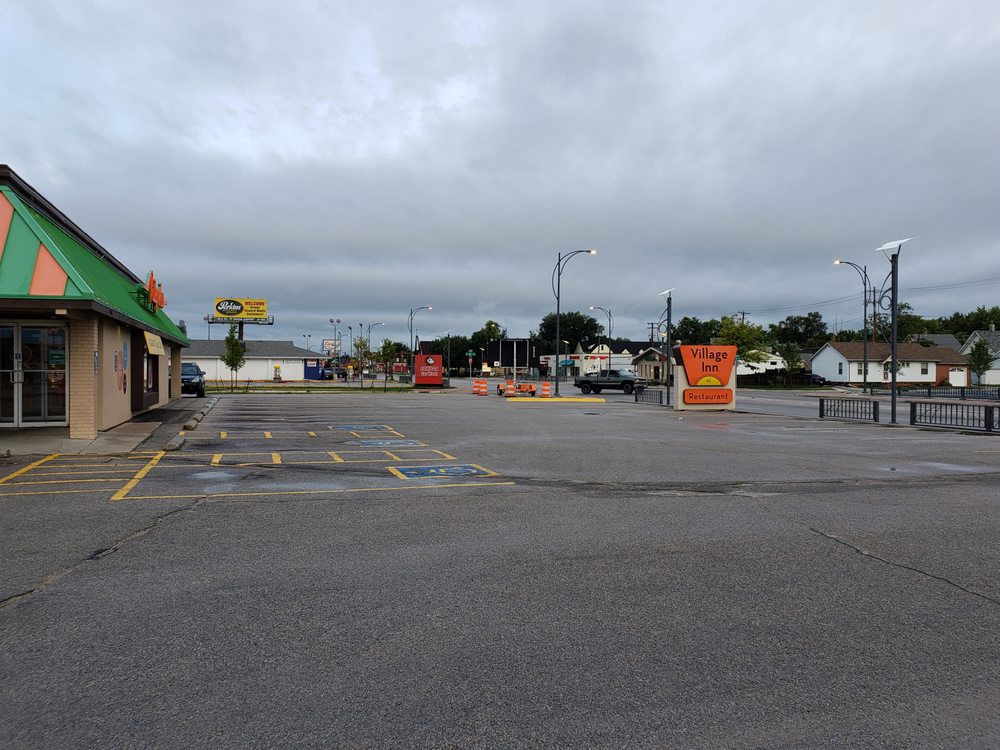 Village Inn