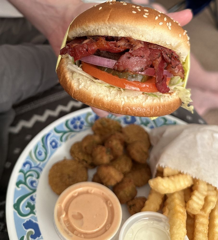 Rainbow Drive In - Visalia