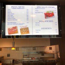 Reggio S Pizza 107 Photos 144 Reviews Terminal 1 Gate Photo Of Reggio S Pizza Chicago Il United States This Is A Picture
