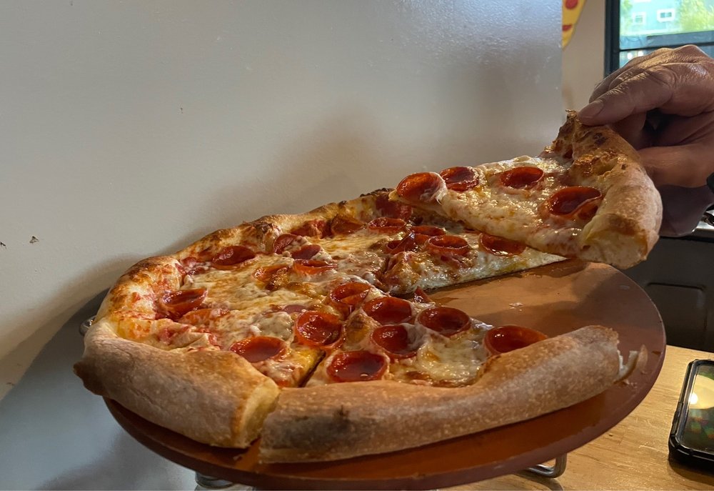 Magic Mikes Pizza