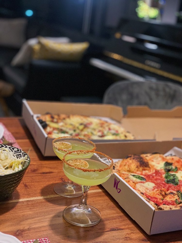 Fugazzi Pizza