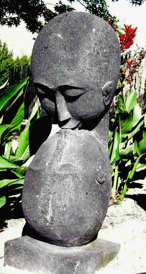 Hand Carved Lava Stone Garden Statues Kissing Faces