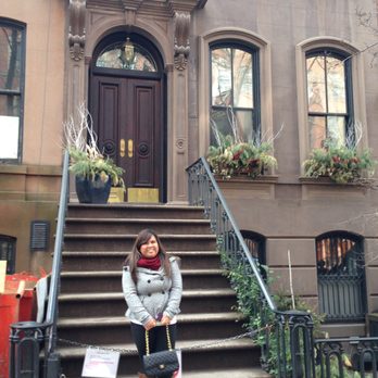 Carrie Bradshaw S Apartment Apartments 245 E 73rd St Upper East Photo Of Carrie Bradshaw S Apartment New York Ny United States