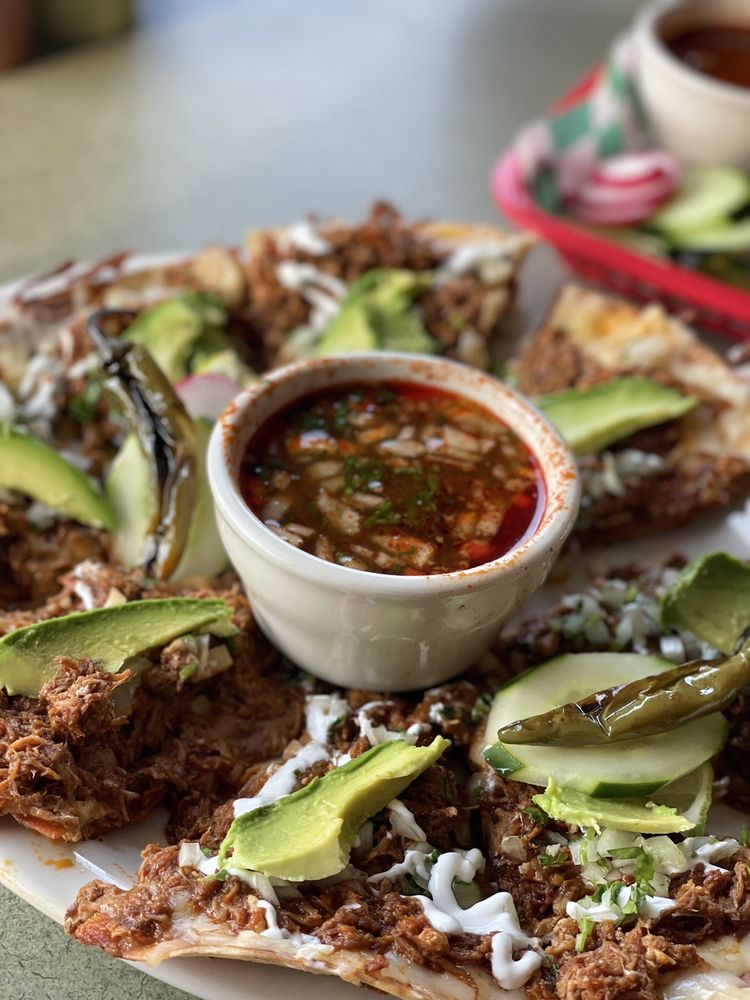 La Birrieria La Birrieria