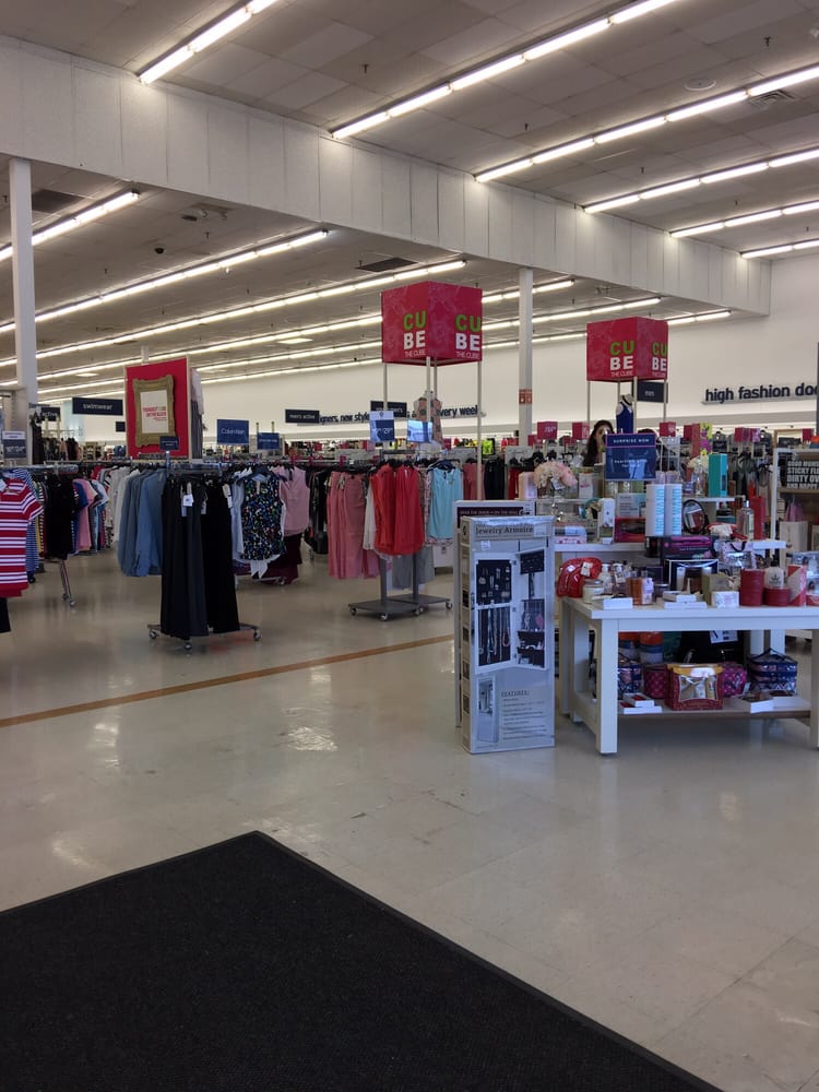 Marshalls Dept Store Department Stores 1925 Pawtucket Ave, East