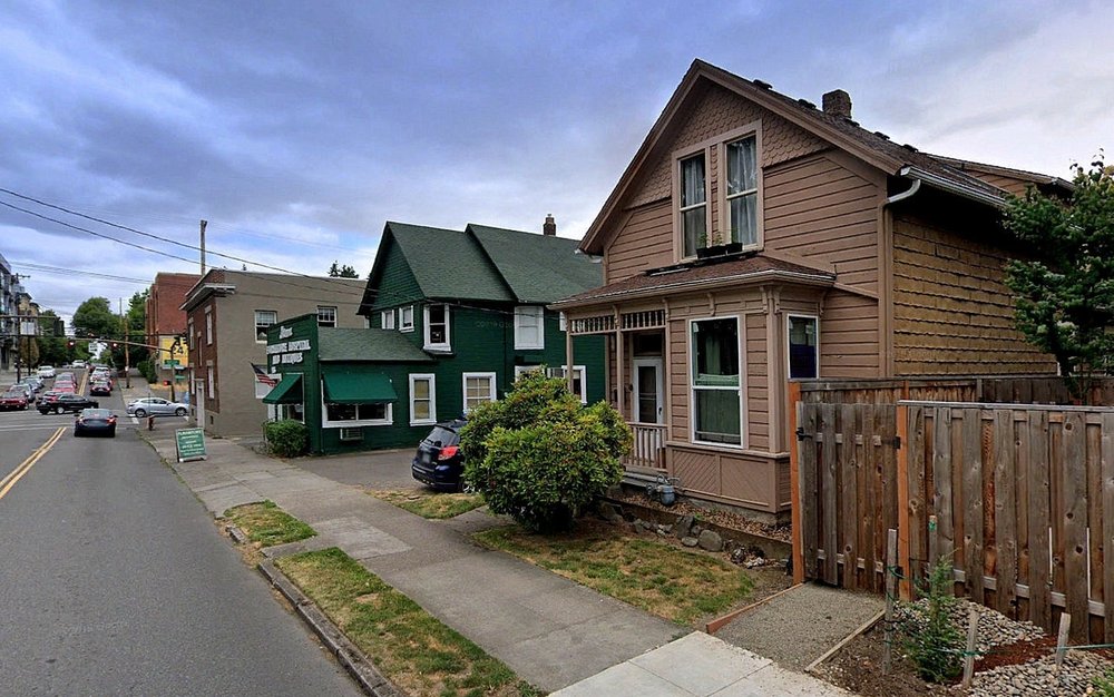 Green Furniture Hospital