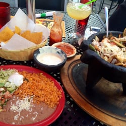 Cancun Mexican Grill Bar 39 Photos 35 Reviews 351 Photo Of Cancun Mexican Grill Bar Knoxville Tn United States Molcajete