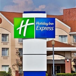 Holiday Inn Express Newton Hotels 208 W 4th St N Ia Photo Of Holiday Inn Express Newton Ia United States