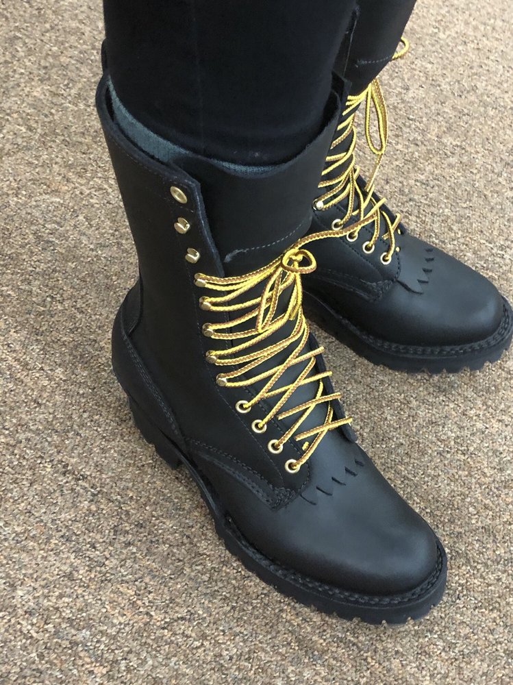 Baker’s Shoes & Clothing 22 Reviews Shoe Stores 2642 Roosevelt