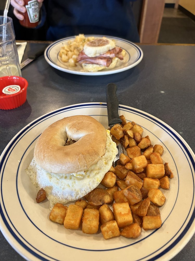 Freedom Square Diner