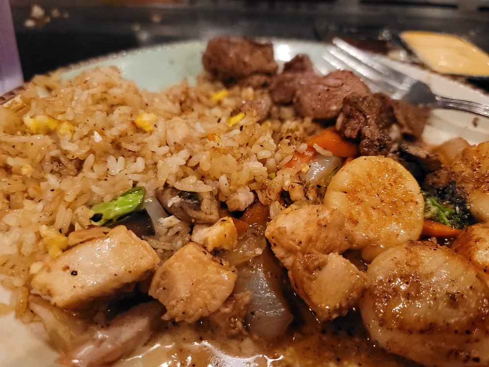 Fujiyama Japanese Steakhouse & Bar