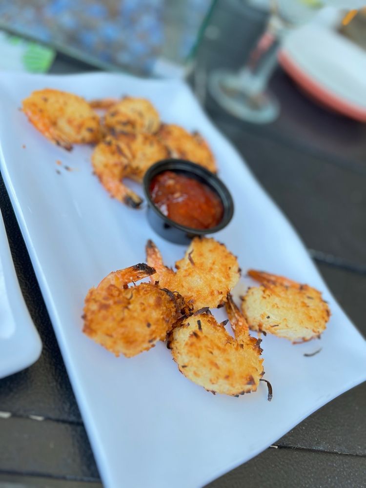 Island Wing Company Grill & Bar - UCF