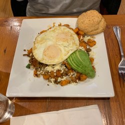 Best Breakfast Restaurants In Crystal Lake Il Last Updated 1 Benedict S La Strata