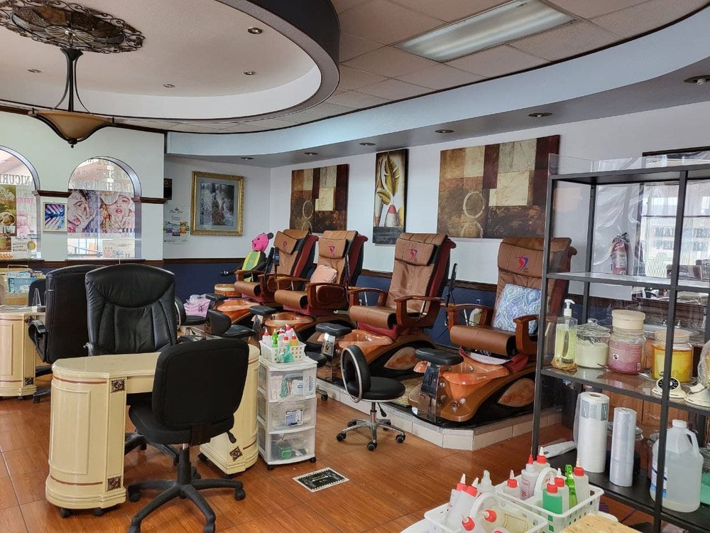 Diamond Nail Spa