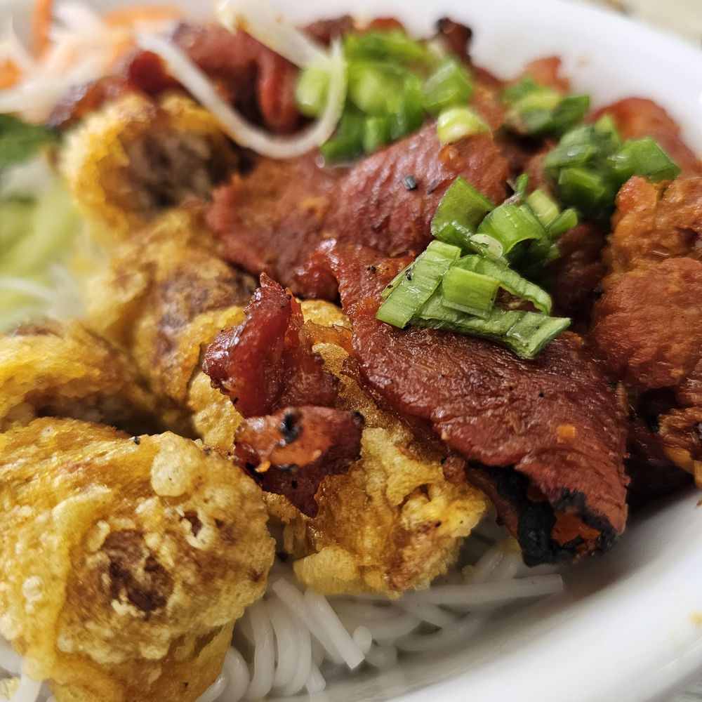 New Pho Saigon Noodle & Grill Restaurant