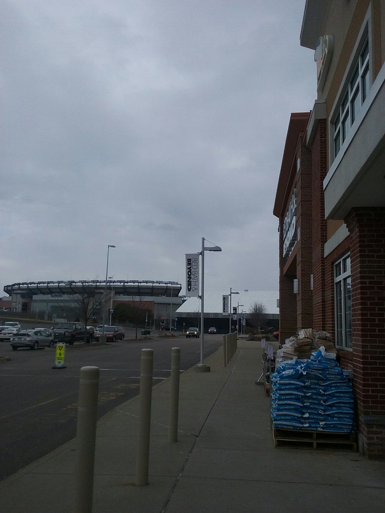great store right near gillette yelp great store right near gillette yelp