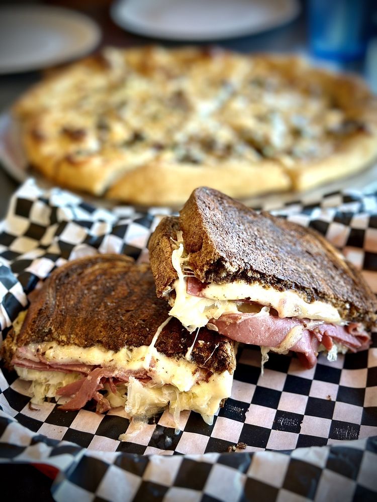 HonDough Pizza