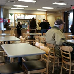 Wendy S Burgers 5714 Telegraph Rd Dearborn Heights Mi Photo Of Wendy S Dearborn Heights Mi United States Clean Bright Dining Room