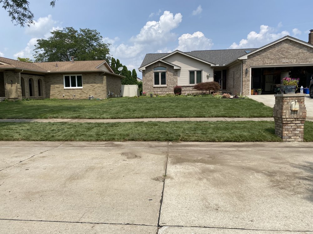 Thomas Lawn care & Snow Removal 