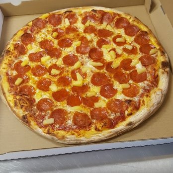 P O Of Monavala Pizza El Cajon Ca United States Pepperoni Pizza With P O Of Monavala Pizza El Cajon Ca United States Pepperoni Pizza With