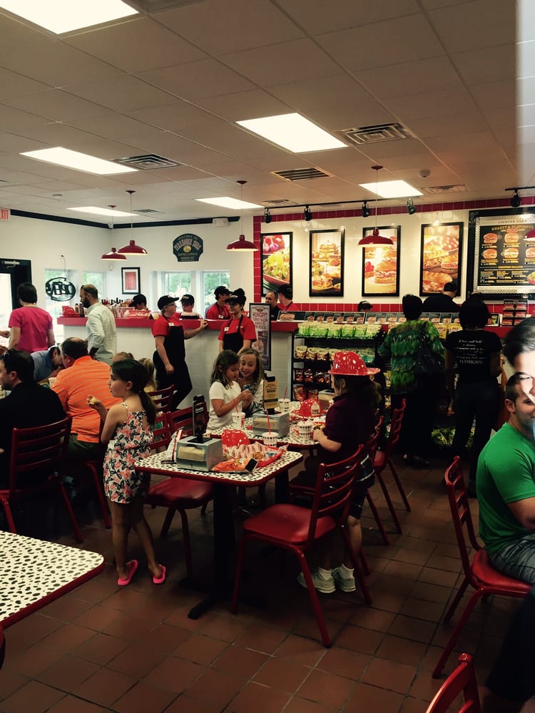Firehouse Subs 15 Reviews Fast Food 104 E Kaliste Saloom Rd