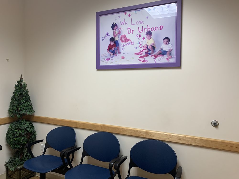 image of business Wivina Urbano, MD